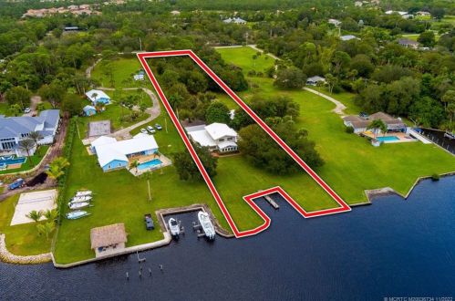5925 Mapp Rd, Palm City, FL 34990-4116