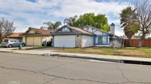 641 Clearwater Dr, Perris, CA 92571-3801