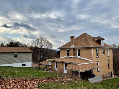 410 Cottage Ave, South Connellsville, PA 15425-3317