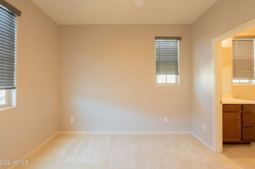 1720 Dogwood Ln, Gilbert AZ  85295-6042 exterior