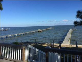 409 Sawyer St, Saint George Island, FL 32328-2436