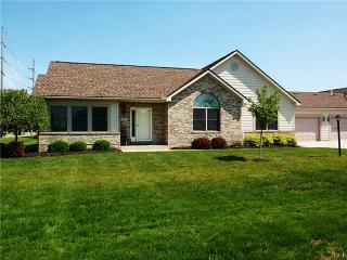 8 Zachary Cir, Waterville, OH 43566-1095