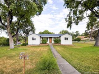 900 Pierce St, Denver CO  80214-8001 exterior