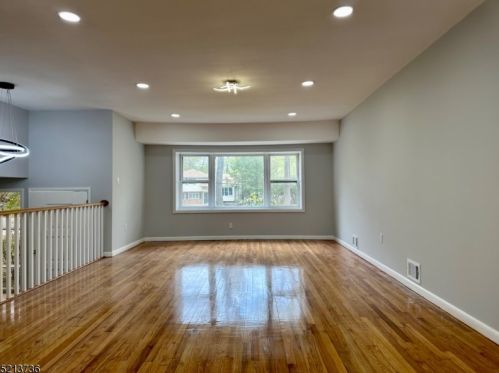50 Dolly Dr, Parsippany NJ  07054-1714 exterior