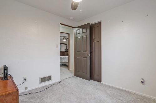 601 Diehl Dr, Mckeesport PA  15132-7420 exterior