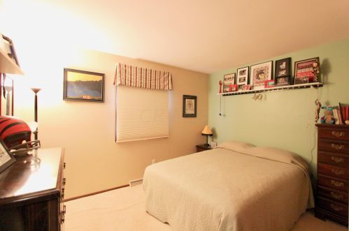 1030 Amboise Dr, Marion OH 43302-6614 exterior