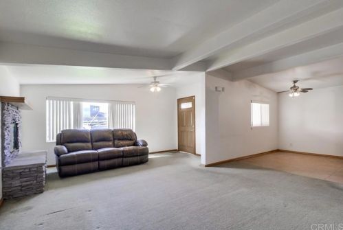 2527 Calle Gaviota, San Diego CA 92139-3105 exterior