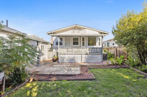 2924 61st Ave, Oakland CA  94605-1517 exterior