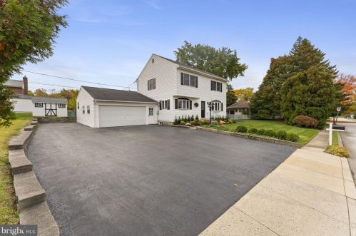 251 Stocker Ave, Norristown, PA 19406-3652