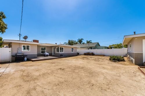 419 Union Pl, Brea CA  92821-5424 exterior