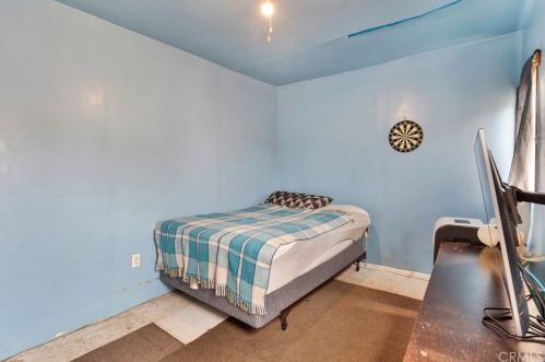 4627 Pine St, Pico Rivera CA  90660-2261 exterior