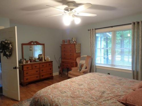 124 Hamburg Rd, Greenville PA  16125-1517 exterior