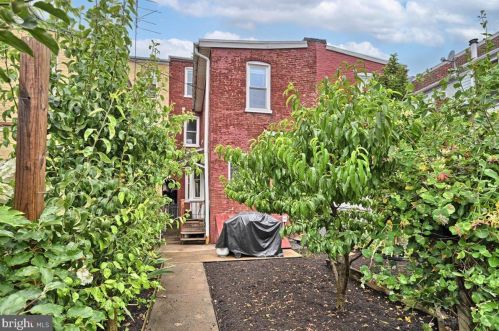 415 College Ave, Lancaster PA  17603-3319 exterior