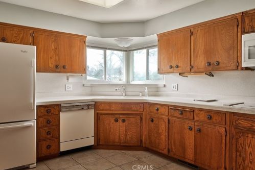 956 Manzanita Ave, Chico CA  95926-1420 exterior