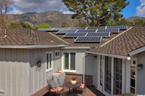 2700 El Caminito, Glendale CA 91214-2934 exterior