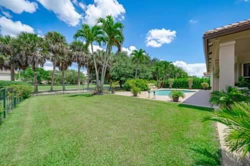 1059 159th Ter, Hollywood, FL 33027-5009