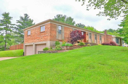 2732 Wesley Dr, Covington, KY 41017-1041