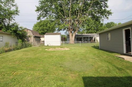 562 Kristine Ln, Franklin OH  45005-2152 exterior