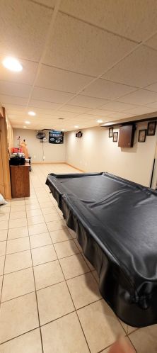 3573 92, Milwaukee WI 53228-1543 exterior