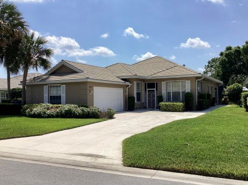 1542 Amherst Dr, Fort Pierce FL  34986-2450 exterior