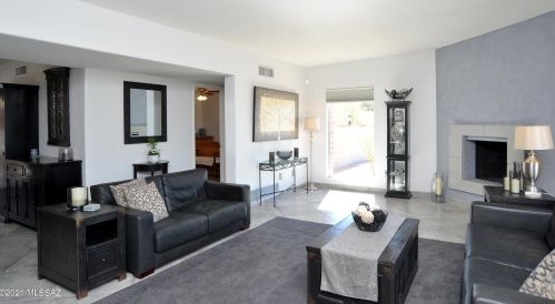 5200 Calle Del Ciervo, Tucson AZ 85750-1812 exterior