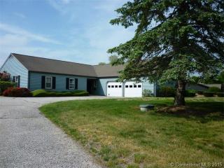17 Baldwin Dr, Waterford, CT 06385-2707