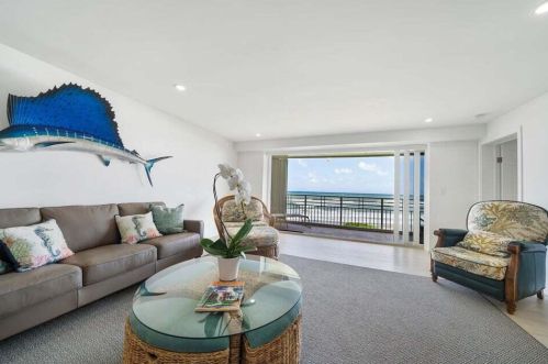 350 Beach Rd, Jupiter, FL 33469-2824