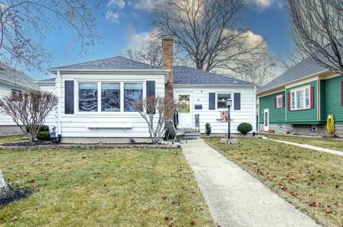 7006 27th Ave, Kenosha WI  53143-5216 exterior