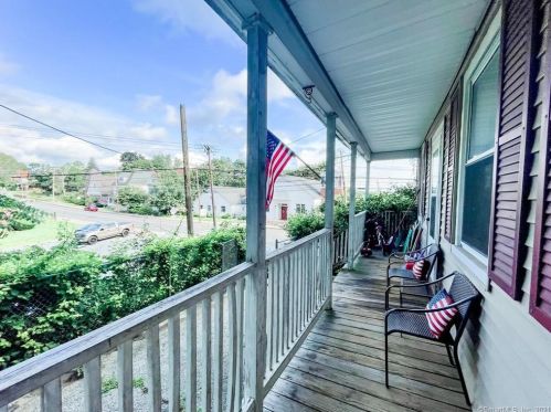 46 Grv St, Putnam CT  06260-2129 exterior