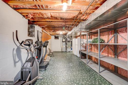 75 Maple Ave, Bareville PA  17540-9602 exterior