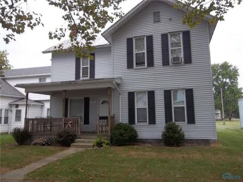 204 Stevenson St, Gibsonburg, OH 43431-1124