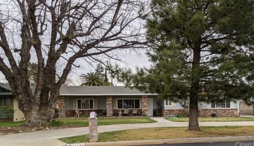 1131 Michigan Ave, Beaumont, CA 92223-1966