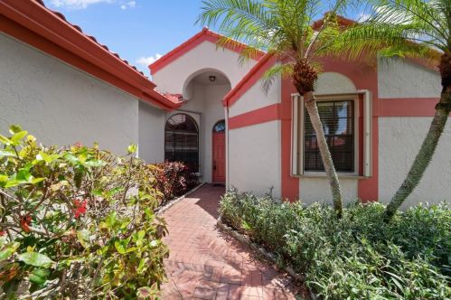 7748 Lexington Club Blvd, Delray Beach, FL 33446-3531