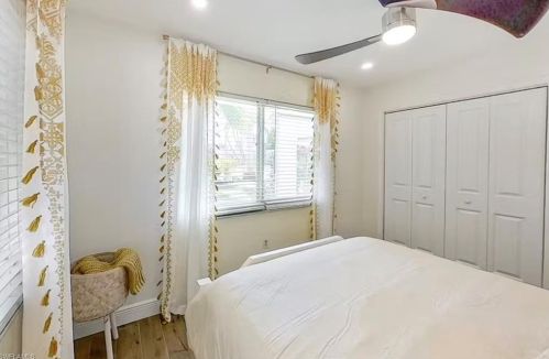 1271 Alhambra Cir, Naples FL 34103-3290 exterior