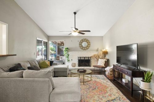 730 Fenn Ct, Turlock CA  95382-1643 exterior