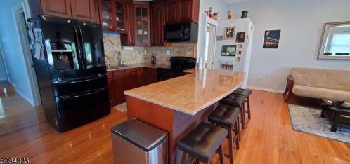 10 River Styx Rd, Hopatcong NJ  07843-1827 exterior
