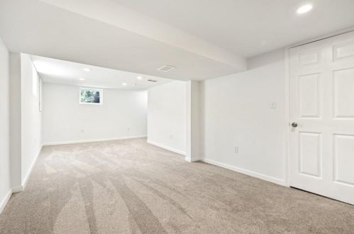 303 Violet Dr, New Kensington PA  15068-3337 exterior