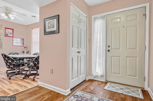 1528 Macintosh Way, Hummelstown PA  17036-8727 exterior