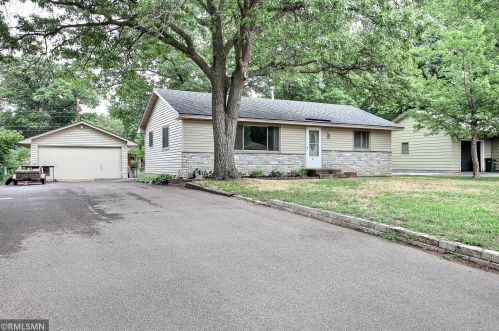51 103rd Ave, Minneapolis, MN 55434-1428