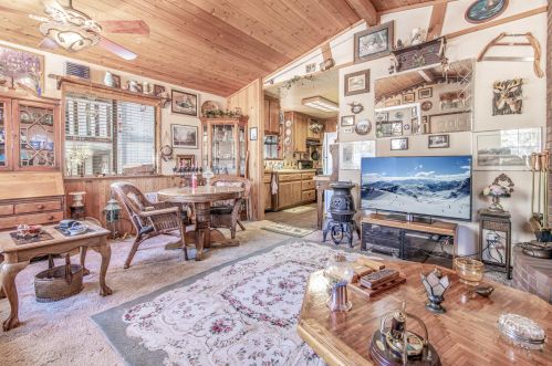 2754 Cedar Pine Ln, Big Bear City, CA 92314-9003