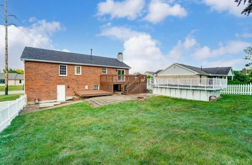 1814 Ashley Dr, Miamisburg OH  45342-3509 exterior
