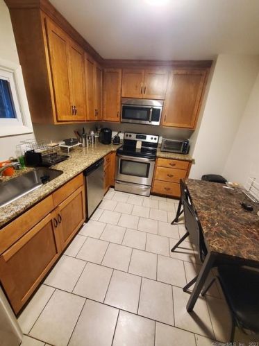 168 Stonecrest Dr, Bristol CT  06010-5321 exterior