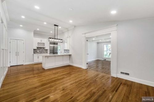 187 Charlotte Pl, Englewood NJ  07632-1615 exterior