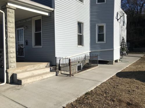 2954 Central Pkwy, Cincinnati, OH 45225-2303
