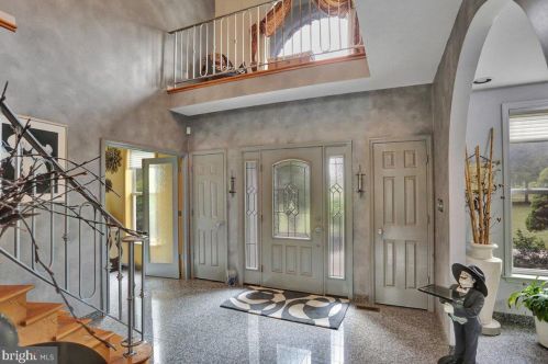 166 Swiftwater Ln, Dauberville, PA 19533-9193