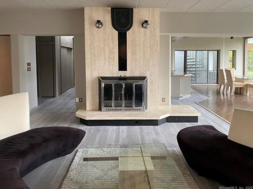 59 Ore Hl Rd, Lakeville CT  06039-1341 exterior