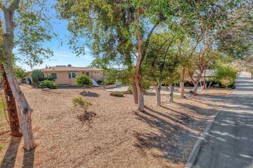 8767 Mariposa St, La Mesa, CA 91941-6616