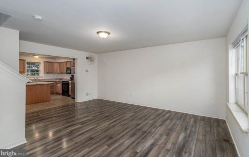 6434 Creekbend Dr, Navy Sup Dpt PA  17050-4002 exterior