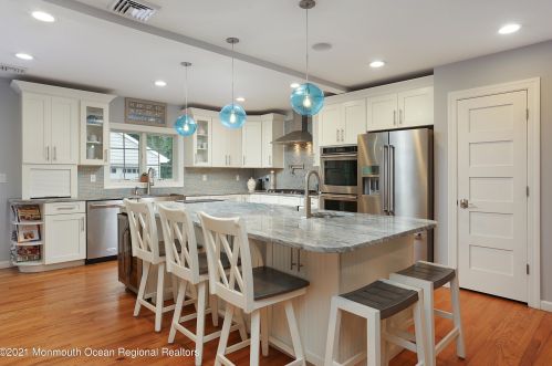 339 Ocean Blvd, Atlantic Highlands, NJ 07716-1731