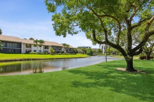 7710 Lakeside Blvd, Boca Raton, FL 33434-6233